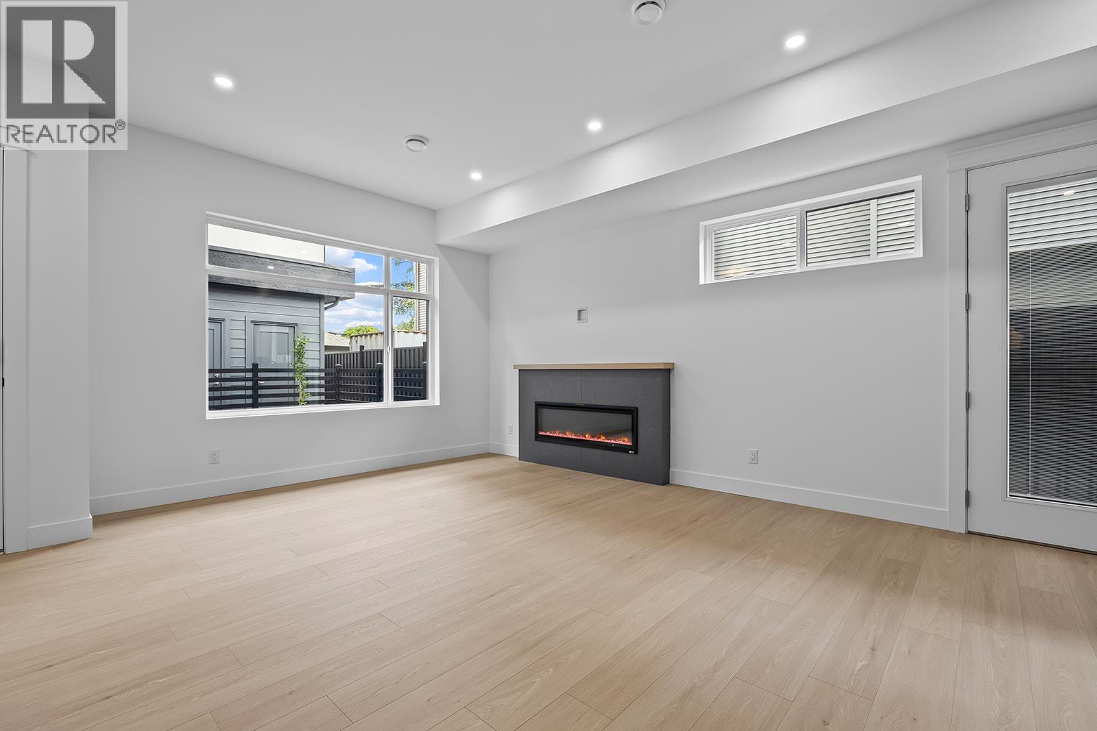 662 Birch Avenue Unit# 4