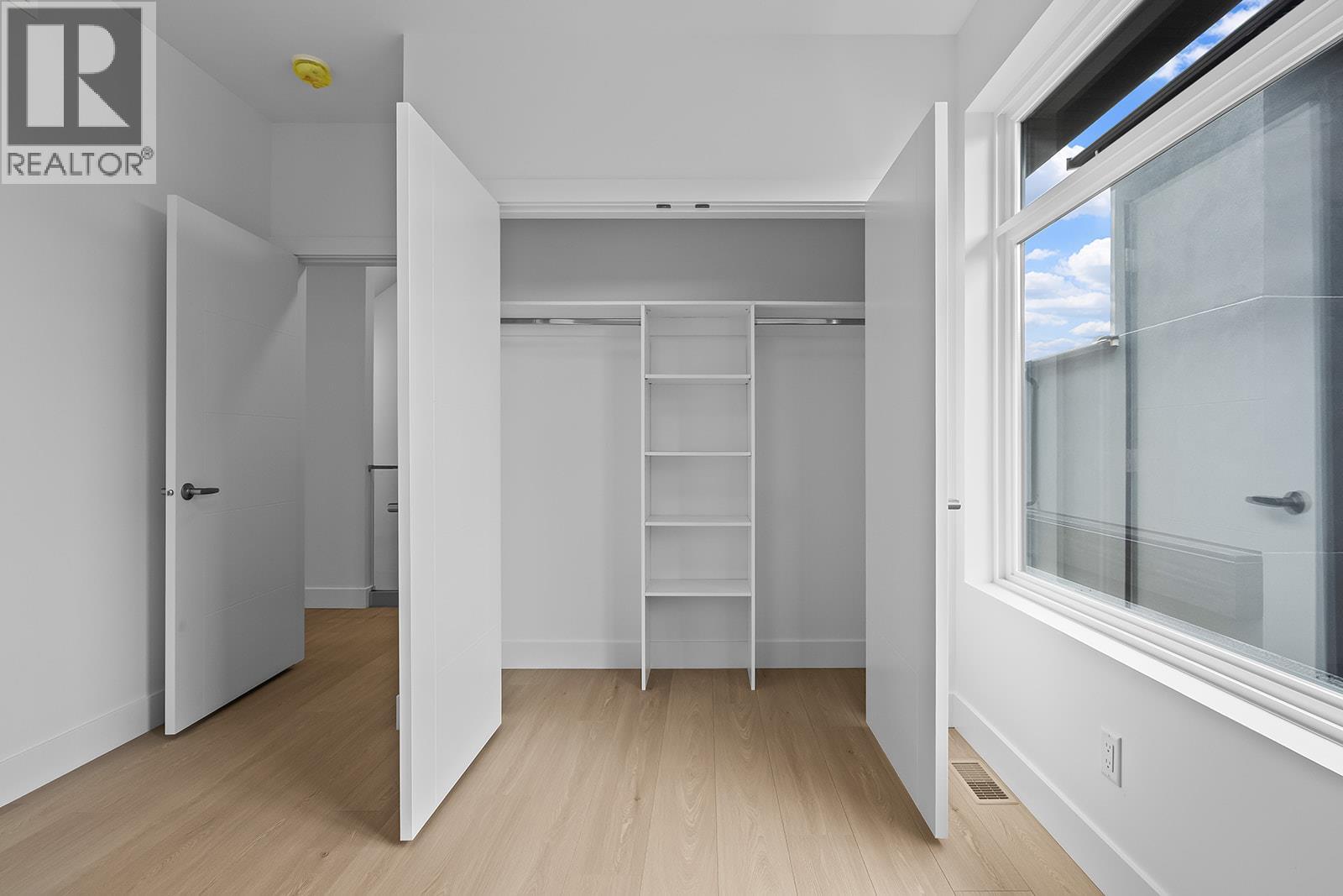 662 Birch Avenue Unit# 4