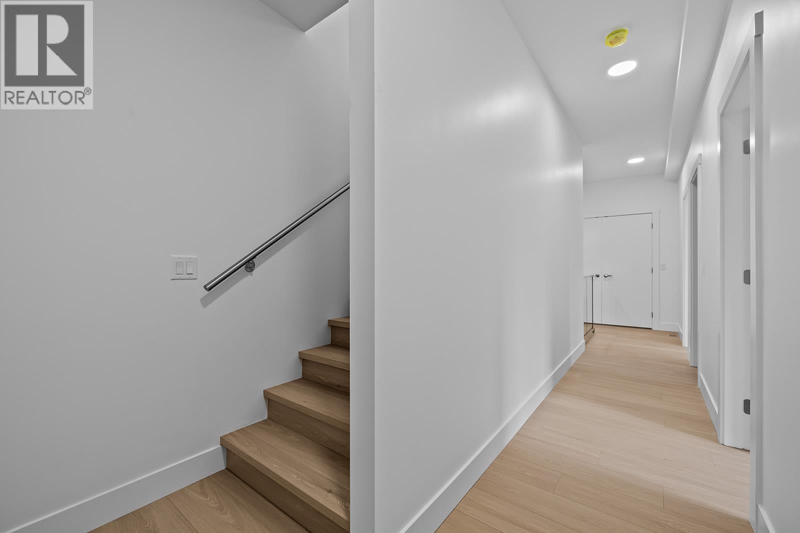662 Birch Avenue Unit# 4