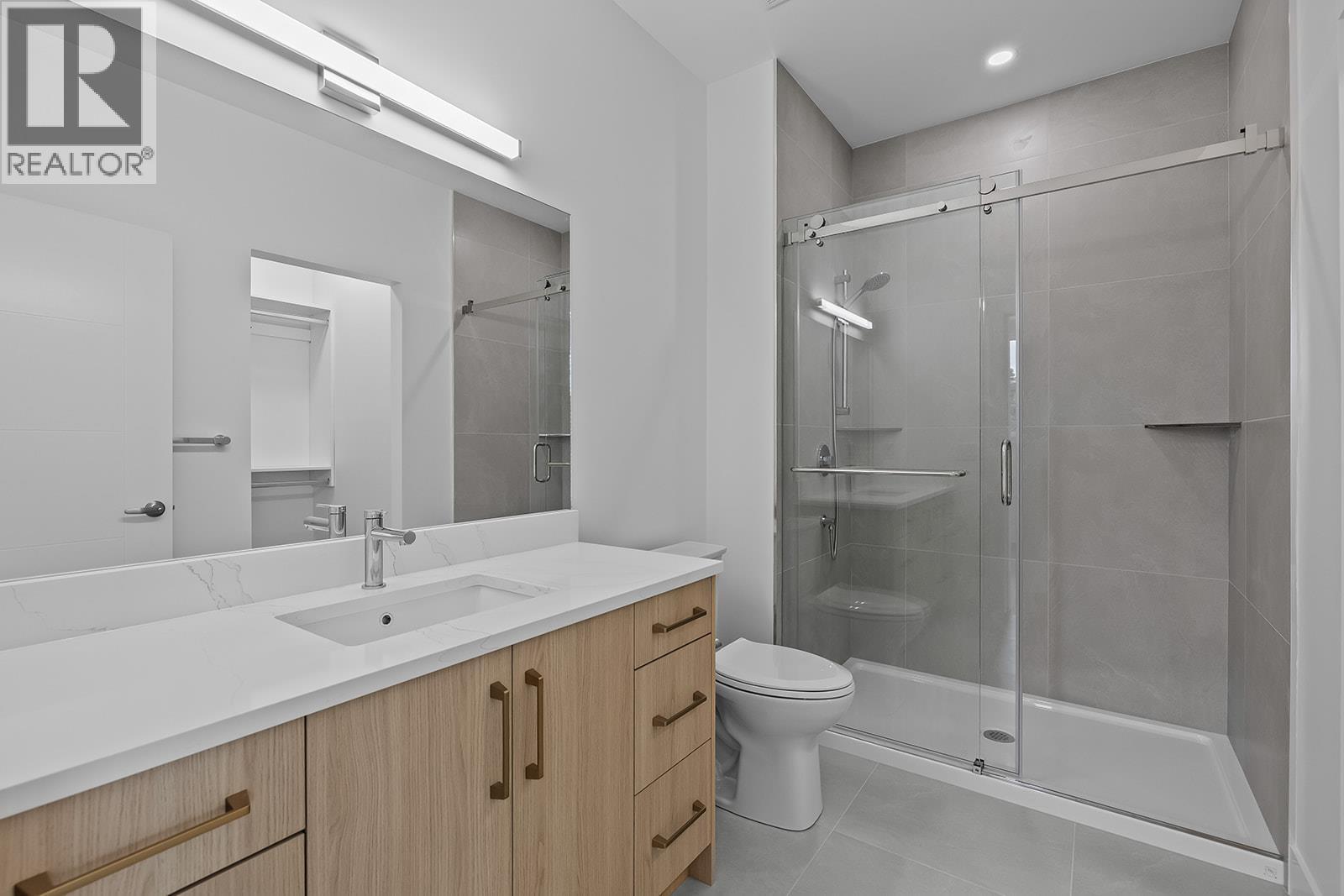 662 Birch Avenue Unit# 4