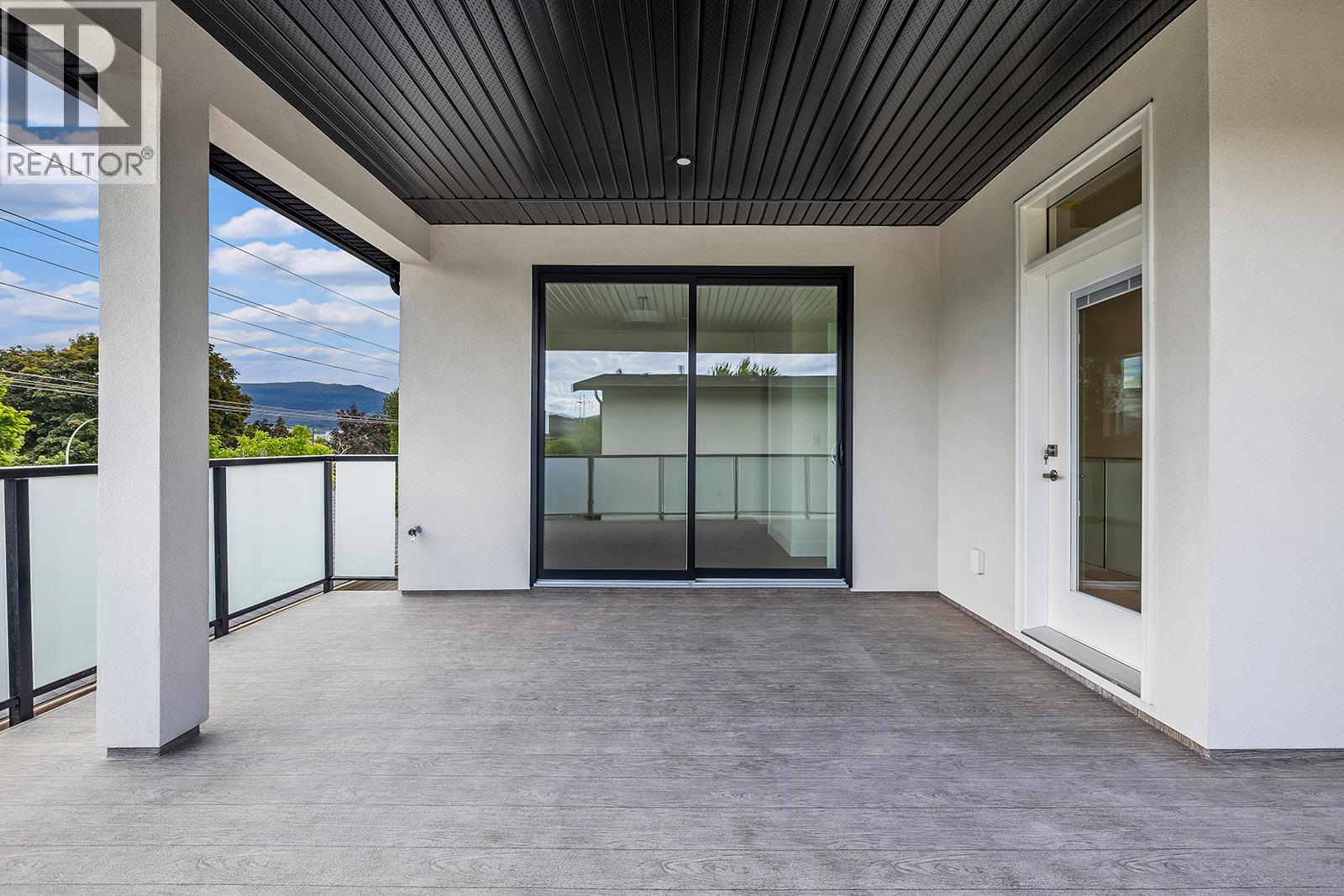 662 Birch Avenue Unit# 4