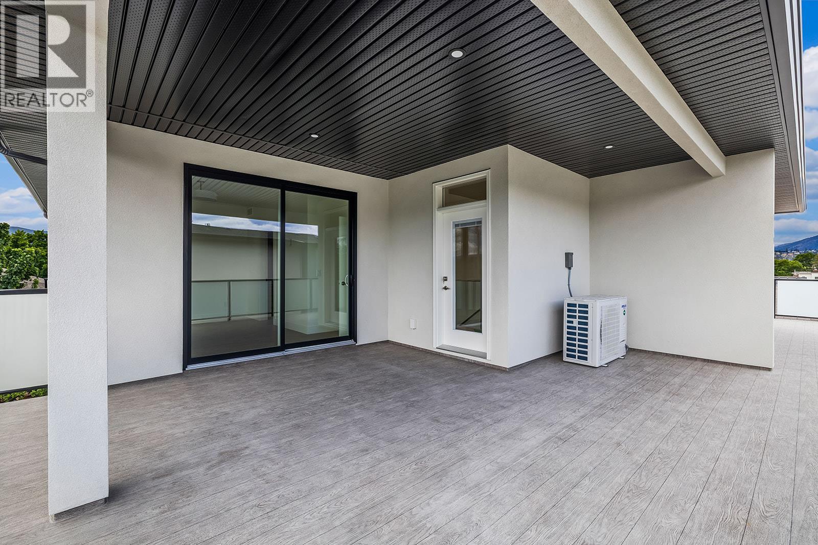 662 Birch Avenue Unit# 4