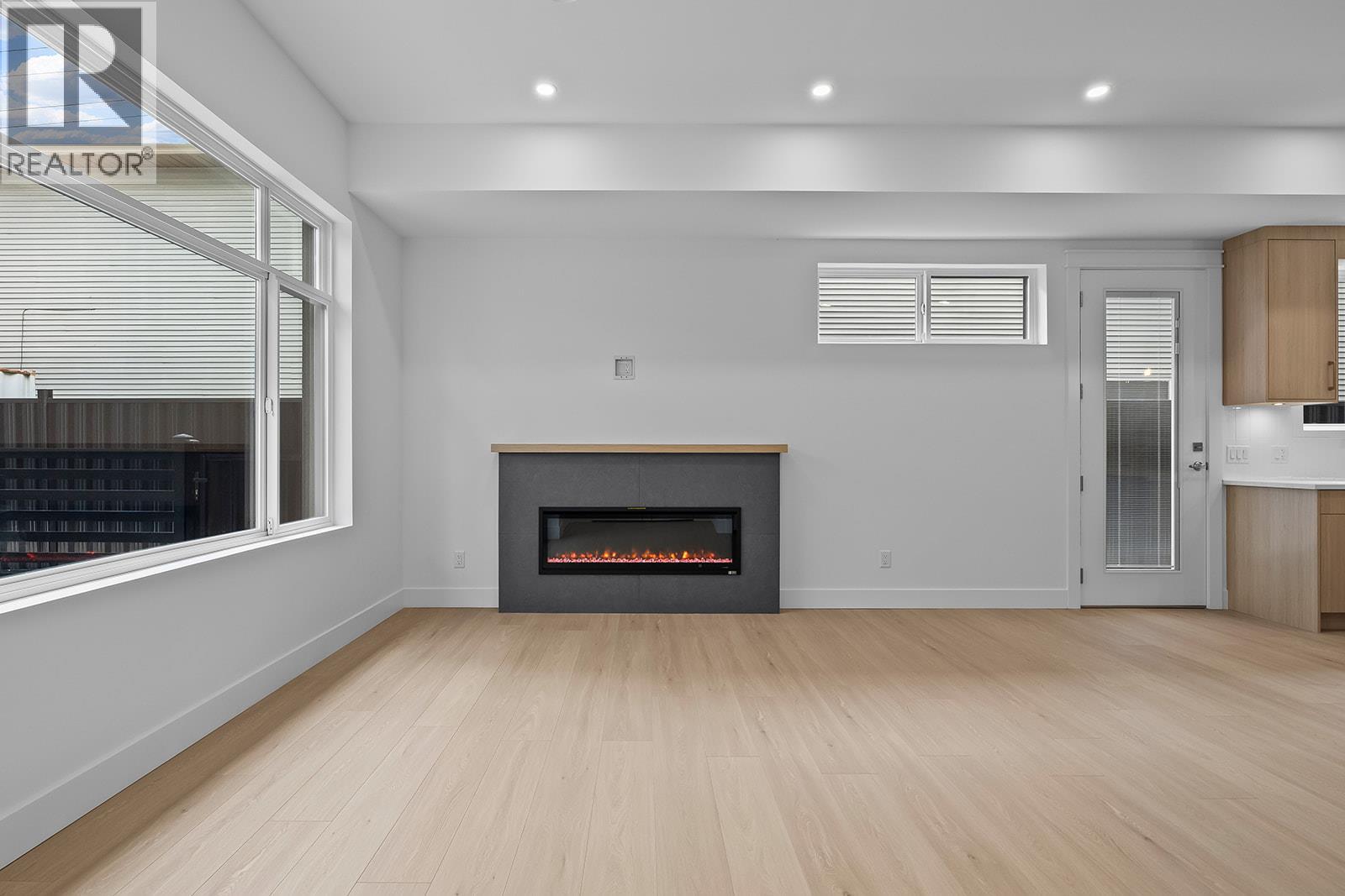 662 Birch Avenue Unit# 4