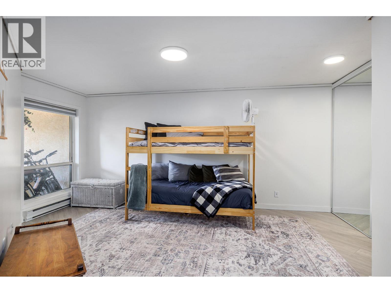 709 Houghton Road Unit# 315