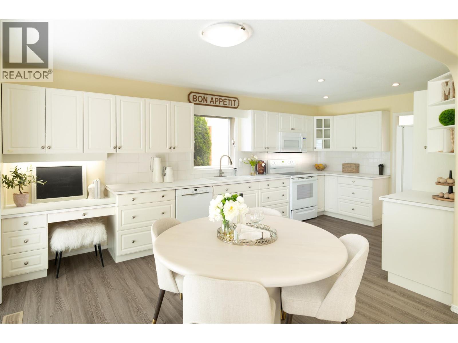 650 Lexington Drive Unit# 305