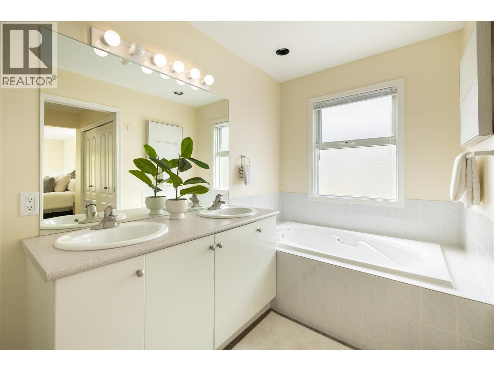 650 Lexington Drive Unit# 305