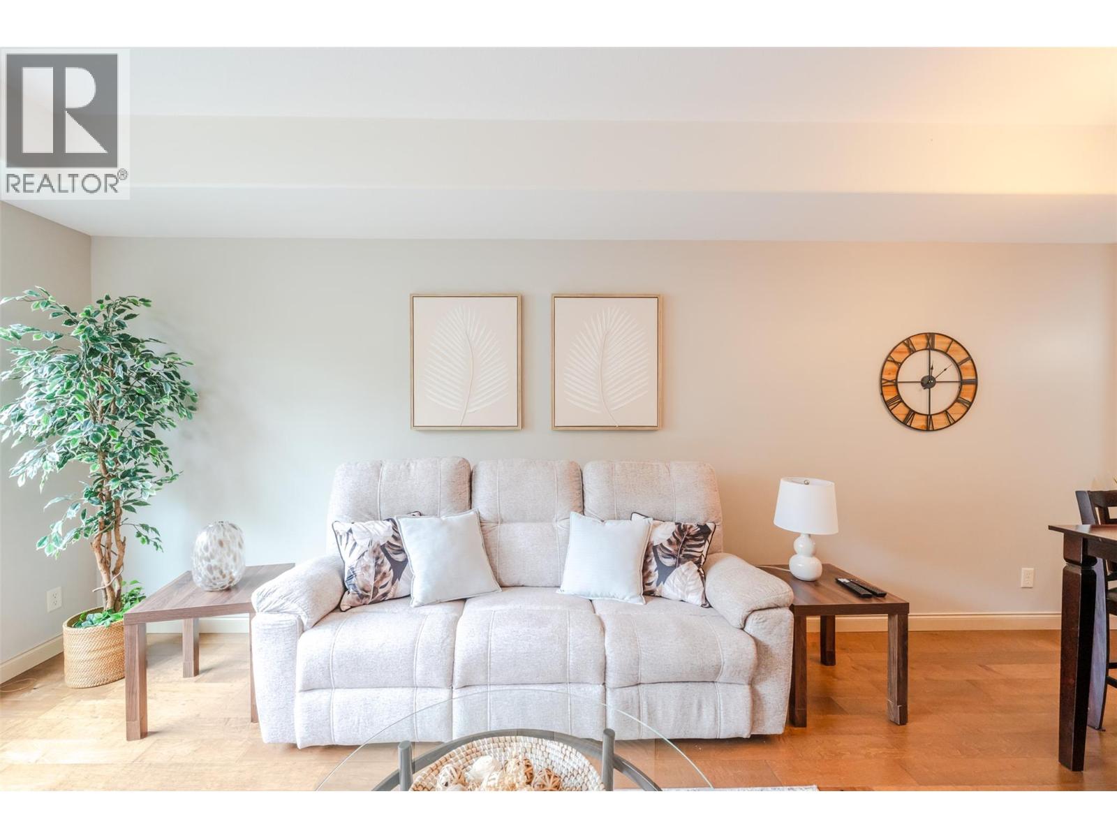 2750 Auburn Road Unit# 112