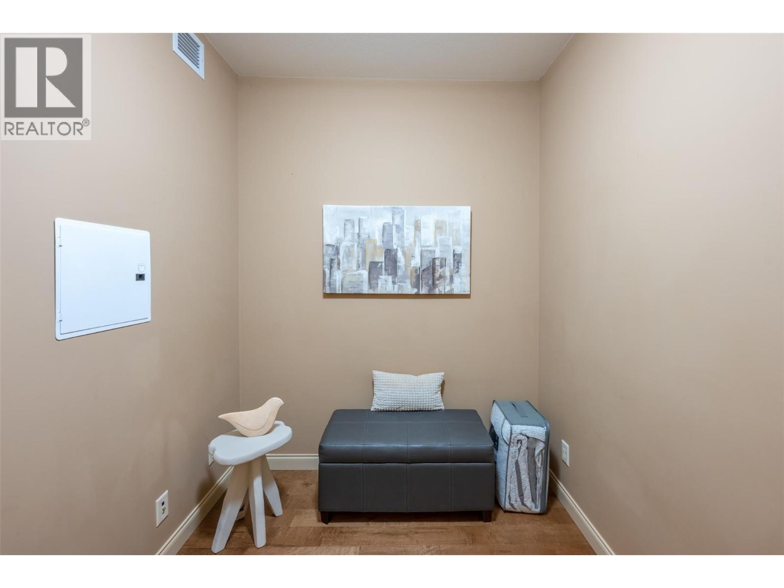 2750 Auburn Road Unit# 112