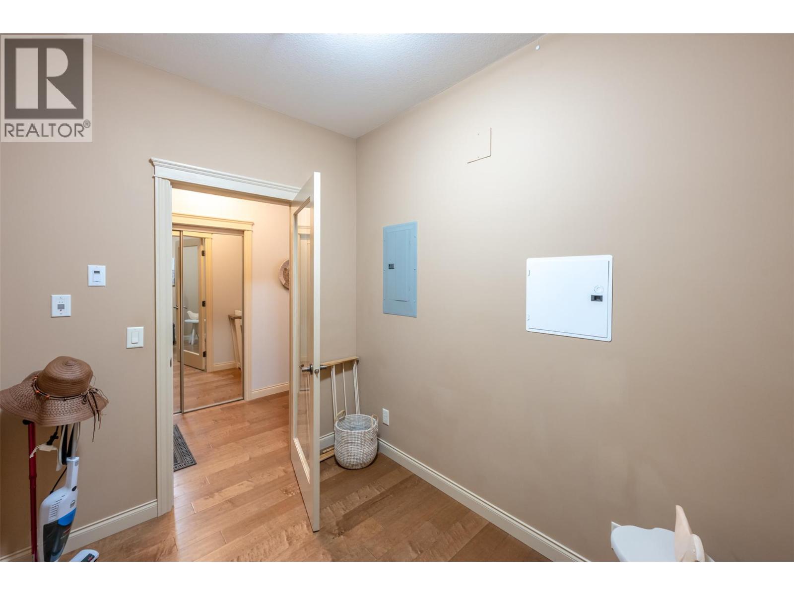2750 Auburn Road Unit# 112