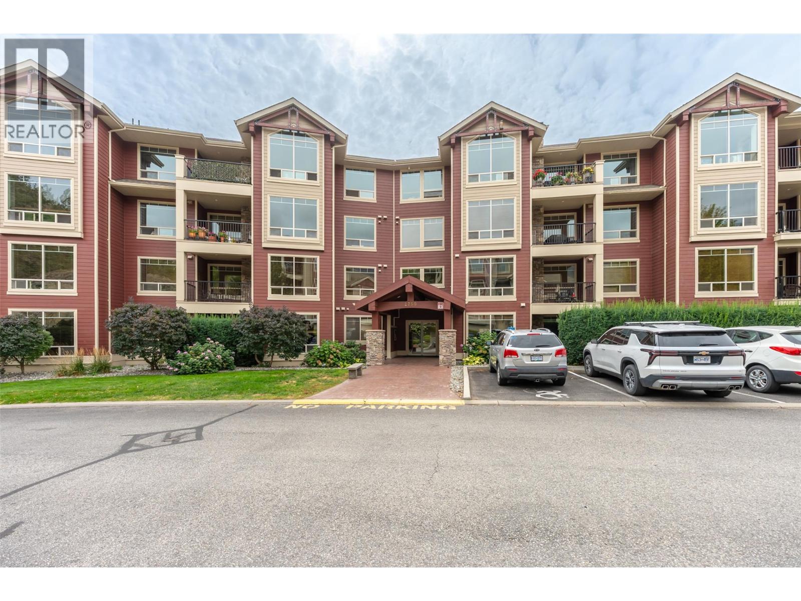 2750 Auburn Road Unit# 112