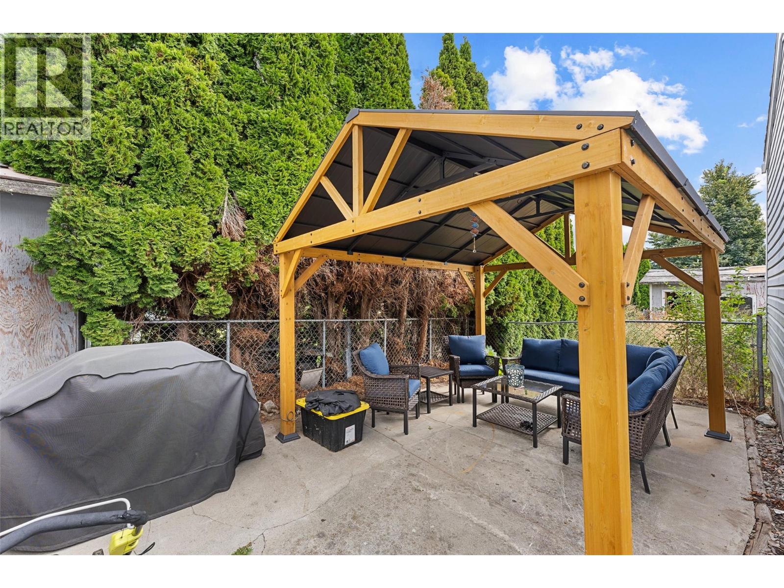 3381 Village Green Way Unit# 47