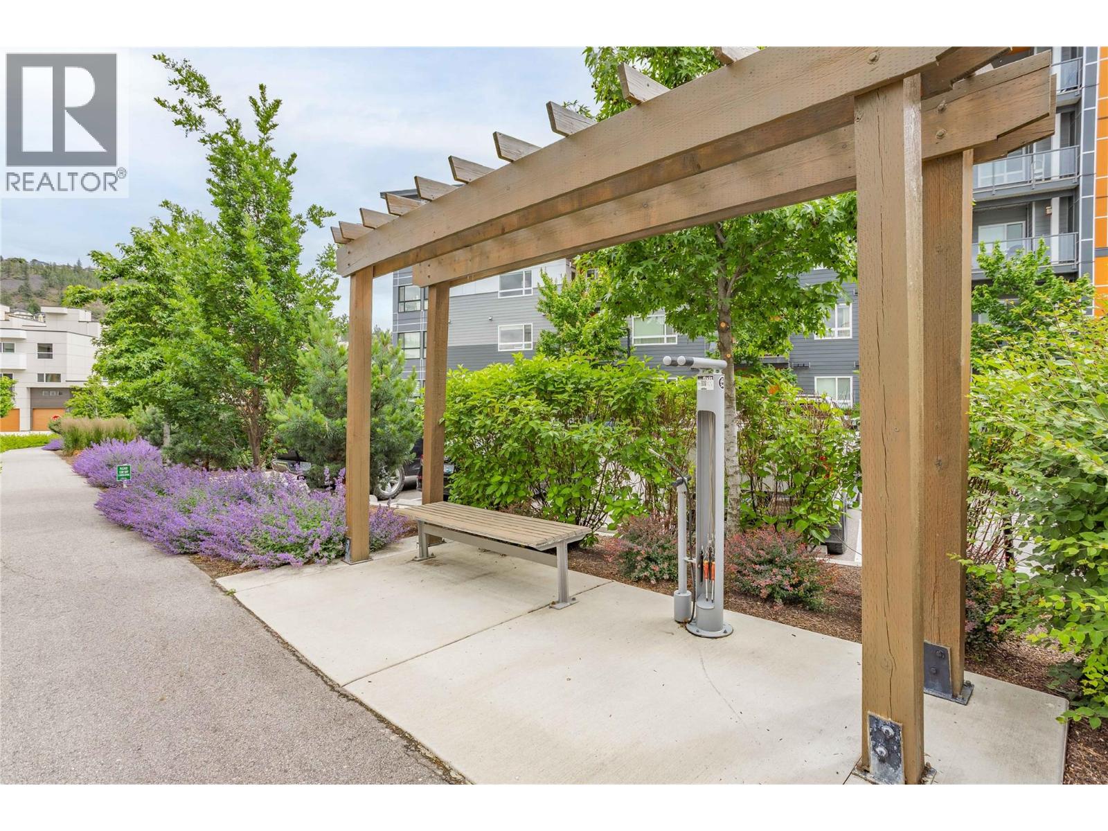 722 Valley Road Unit# 200