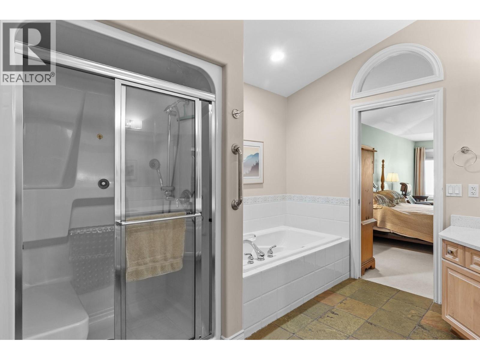 4400 Gallaghers Drive E Unit# 2