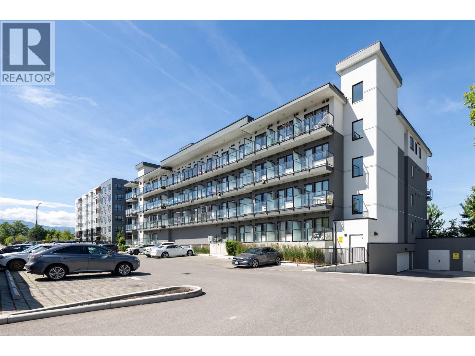 345 DOUGALL Road N Unit# PH6