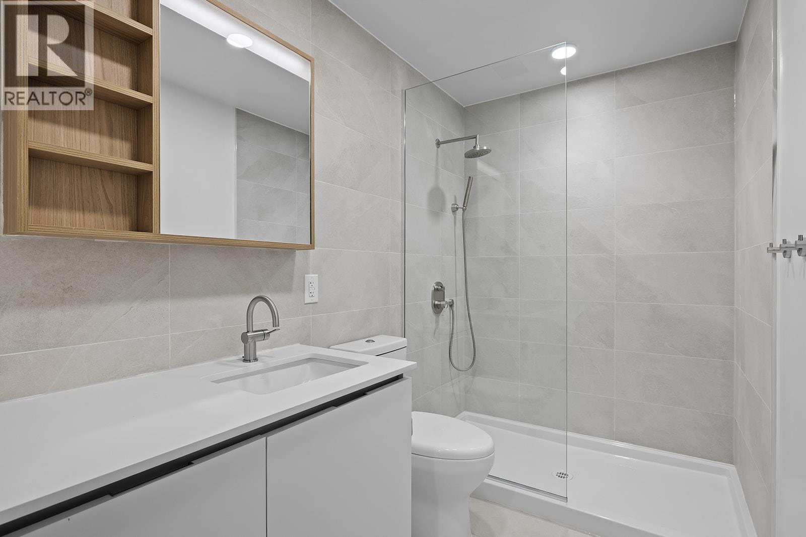 2780 Olalla Road Unit# 104