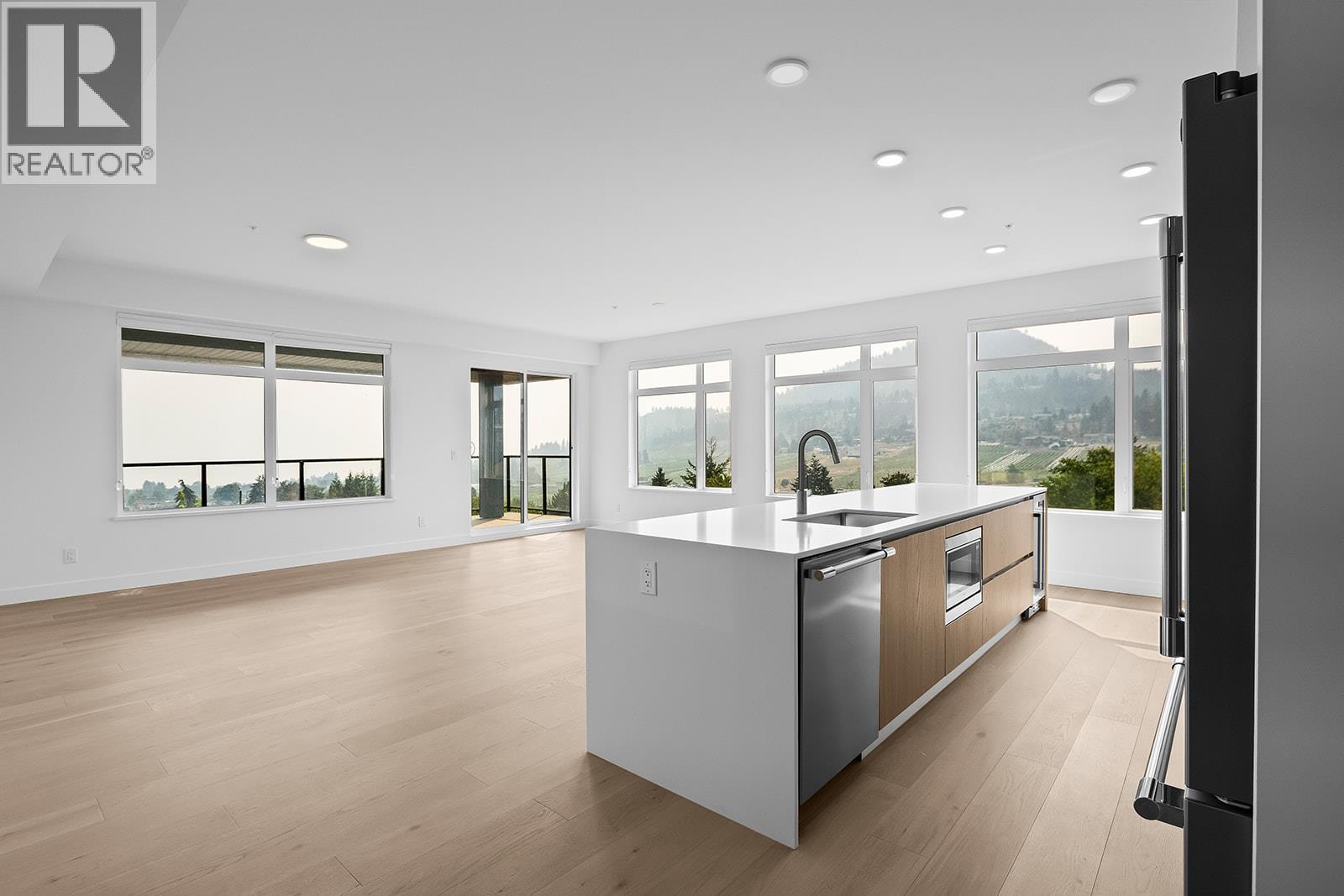 2760 Olalla Road Unit# 204
