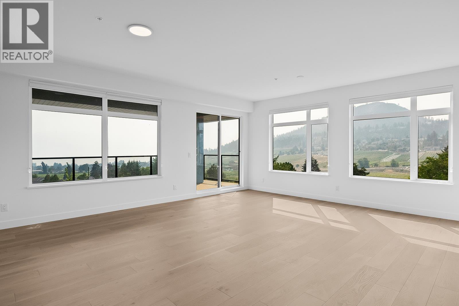 2760 Olalla Road Unit# 204