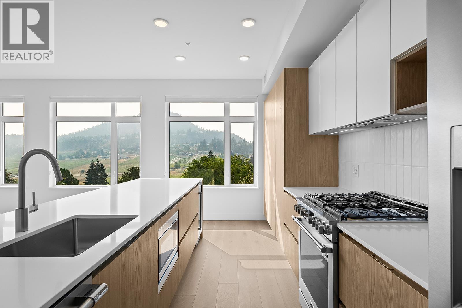 2760 Olalla Road Unit# 204