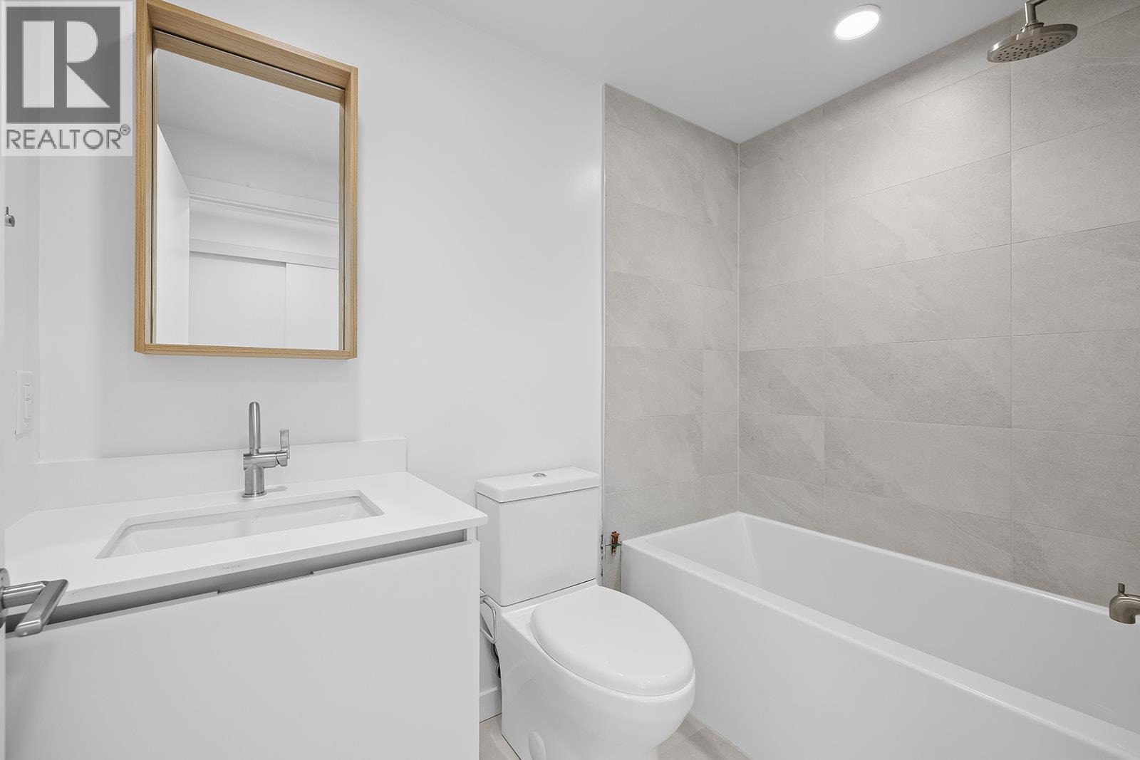 2760 Olalla Road Unit# 204