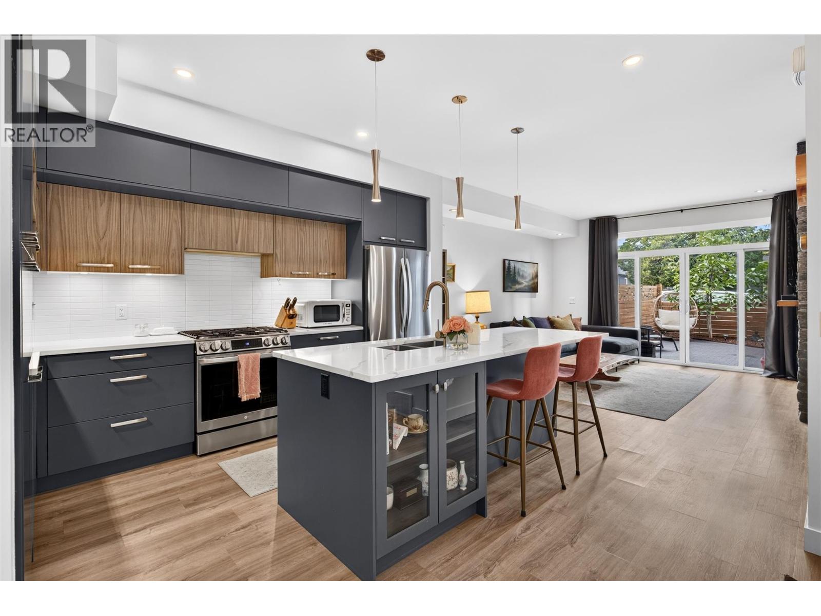845 Lawson Avenue Unit# 4