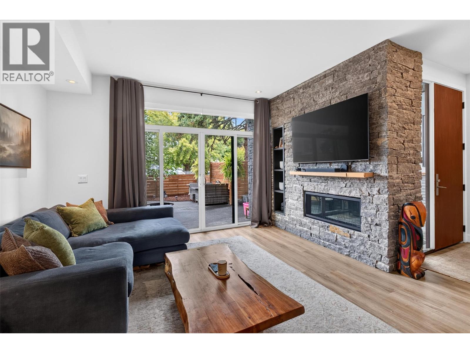 845 Lawson Avenue Unit# 4