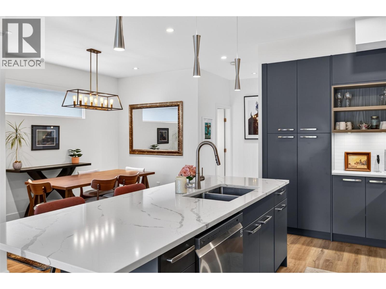 845 Lawson Avenue Unit# 4