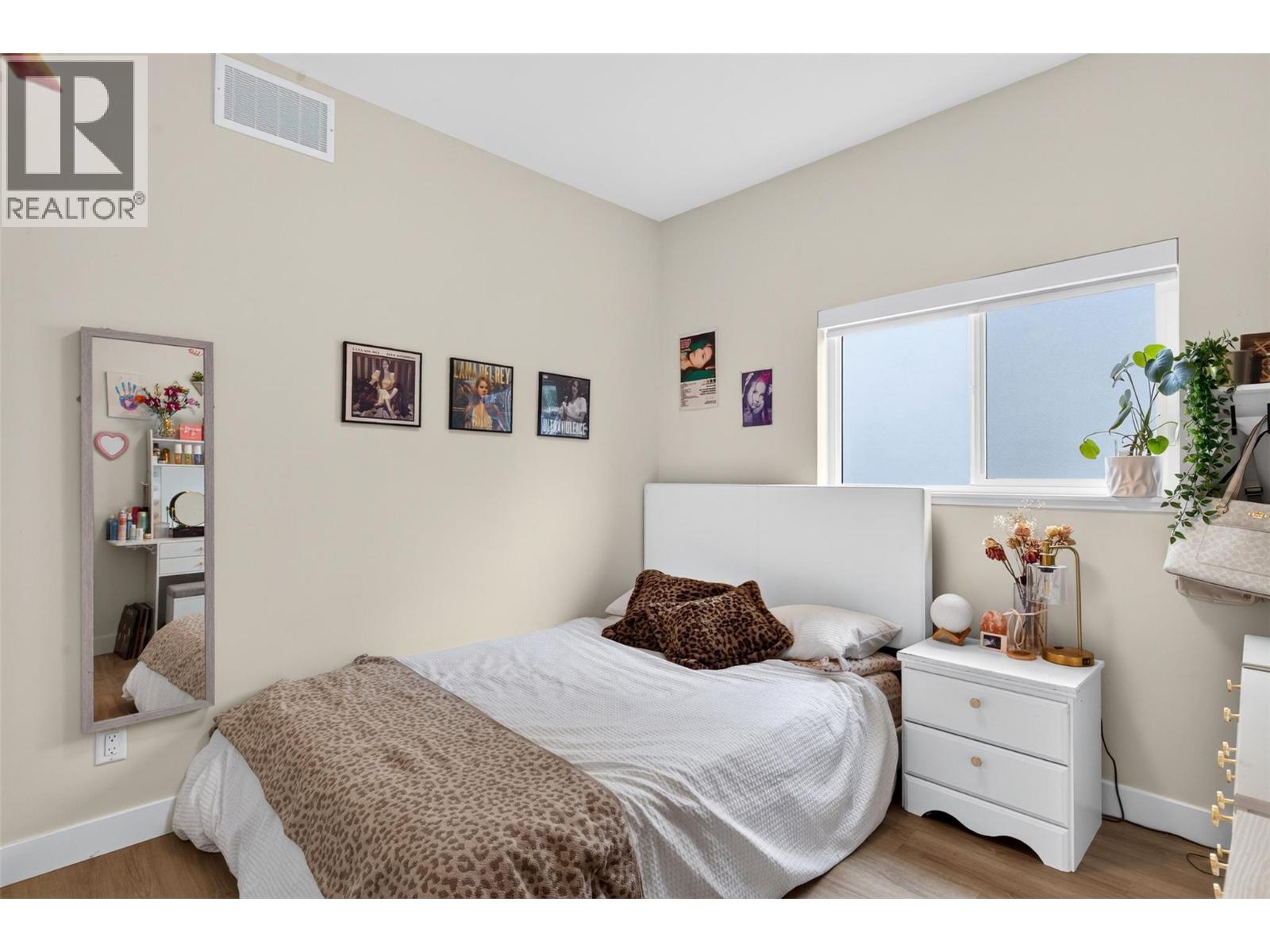 845 Lawson Avenue Unit# 4