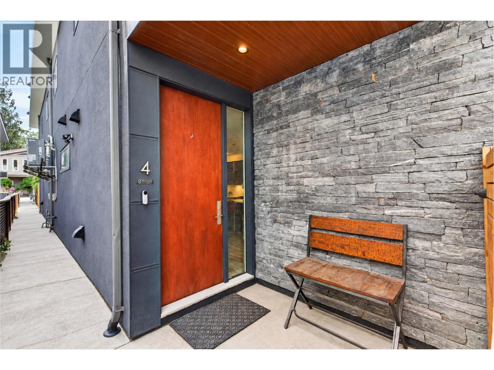 845 Lawson Avenue Unit# 4