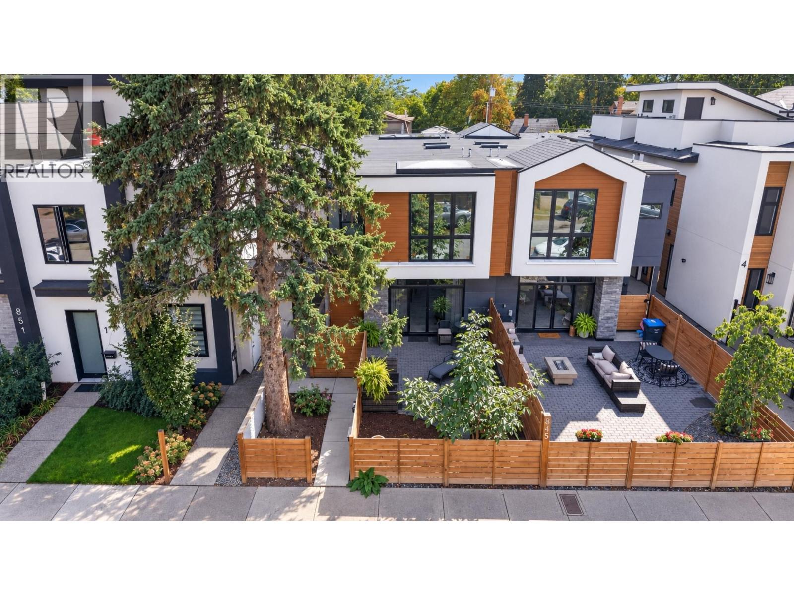 845 Lawson Avenue Unit# 4