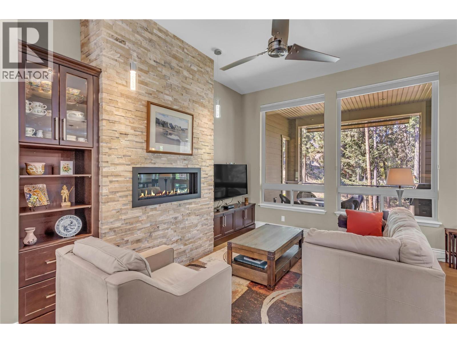 4157 Gallaghers Fairway S