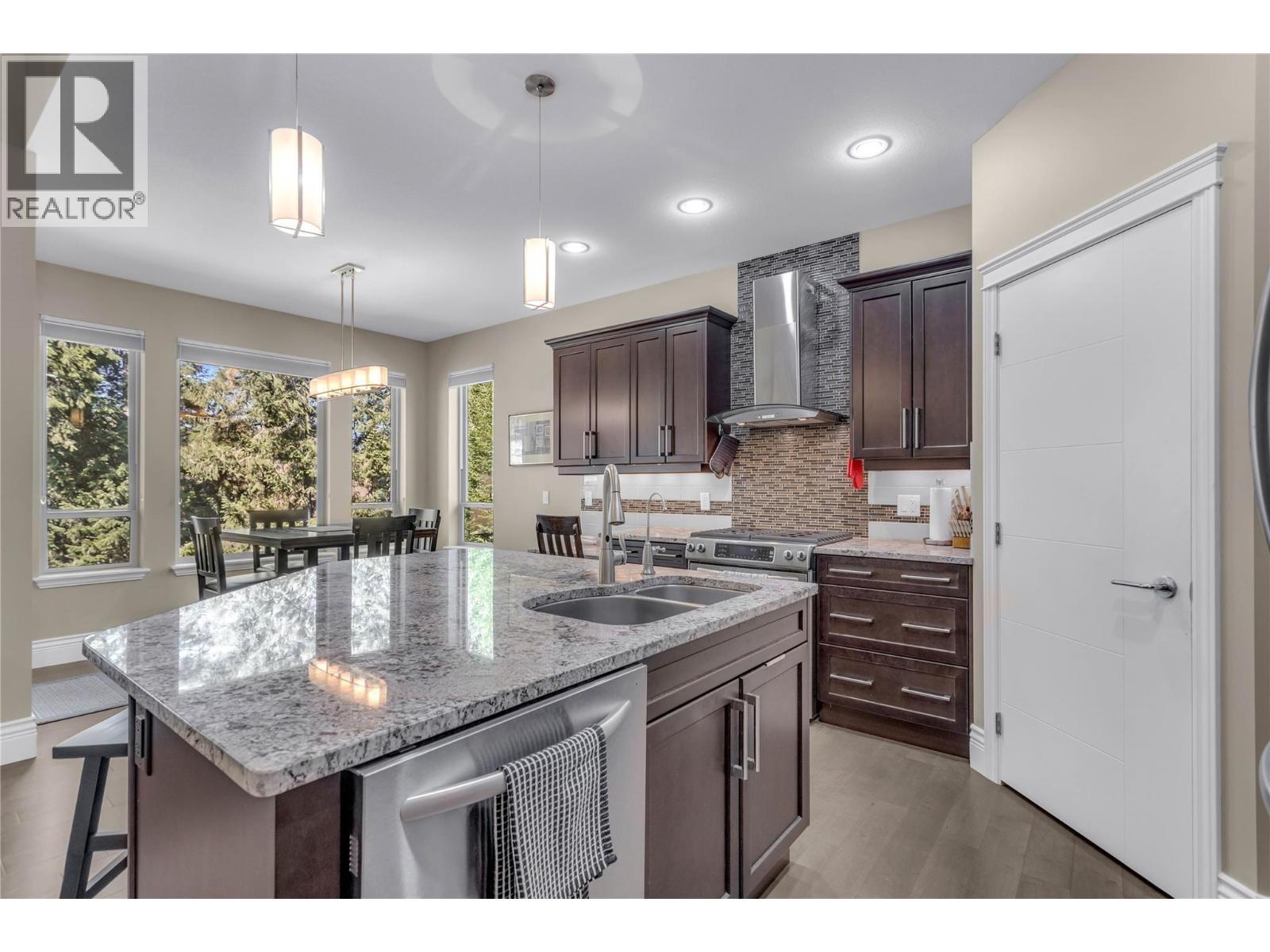 4157 Gallaghers Fairway S