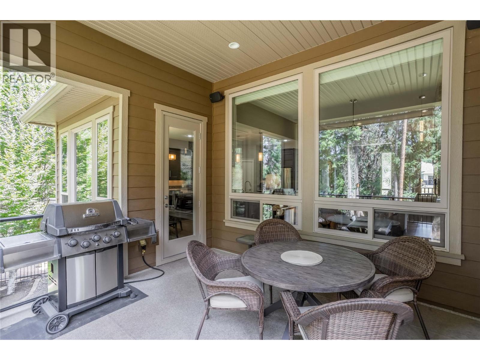 4157 Gallaghers Fairway S