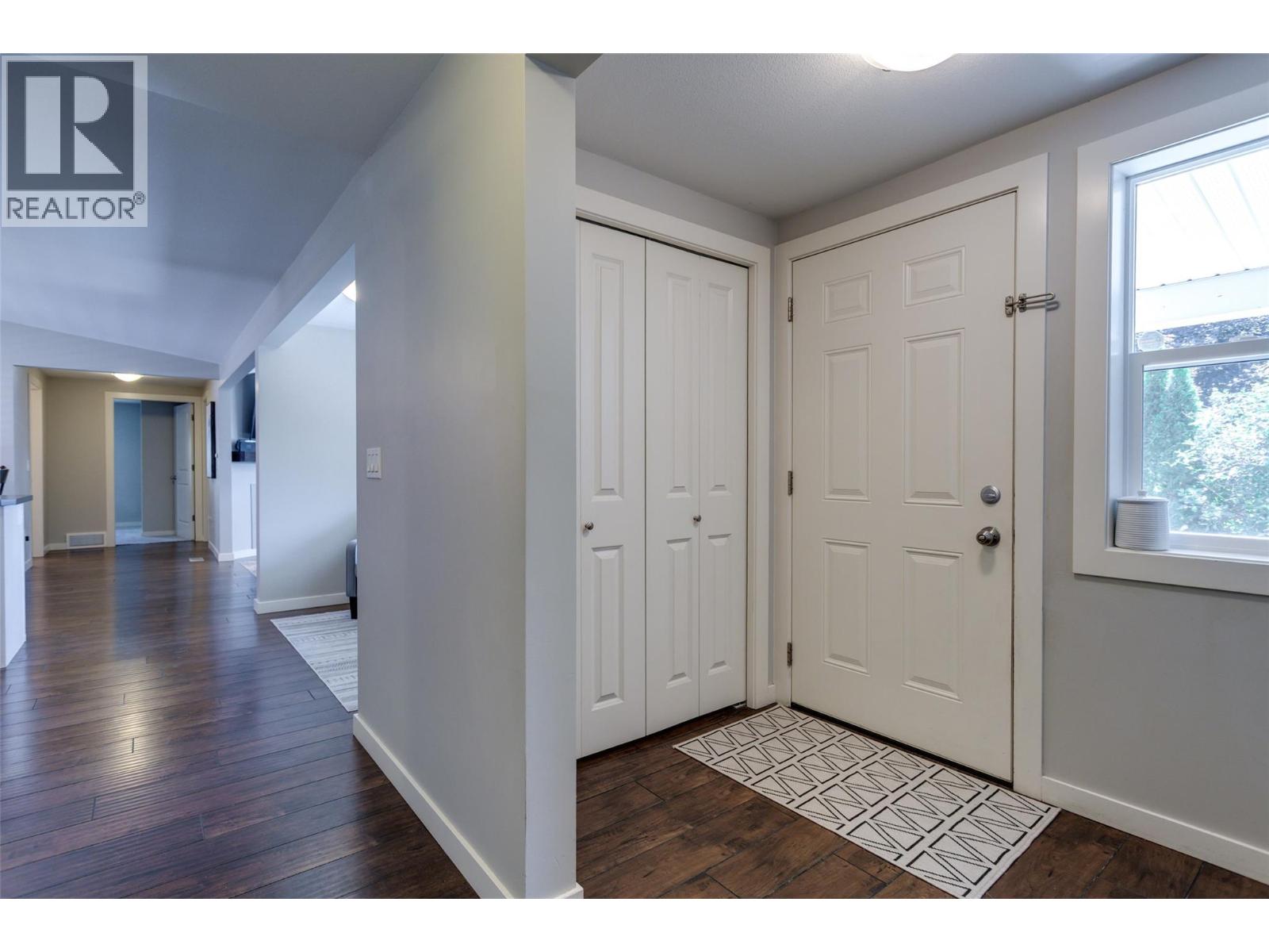 3381 Village Green Way Unit# 13
