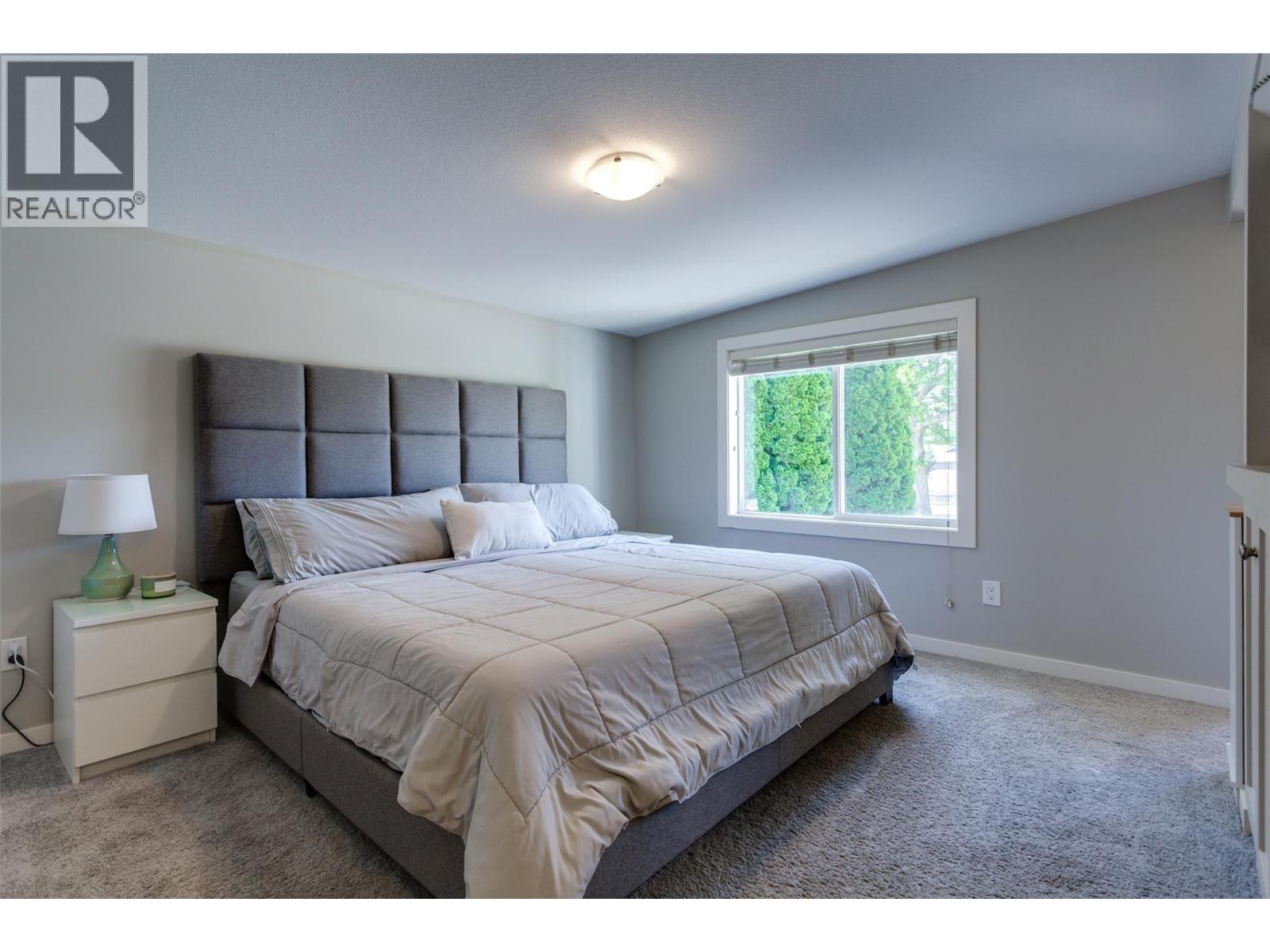3381 Village Green Way Unit# 13