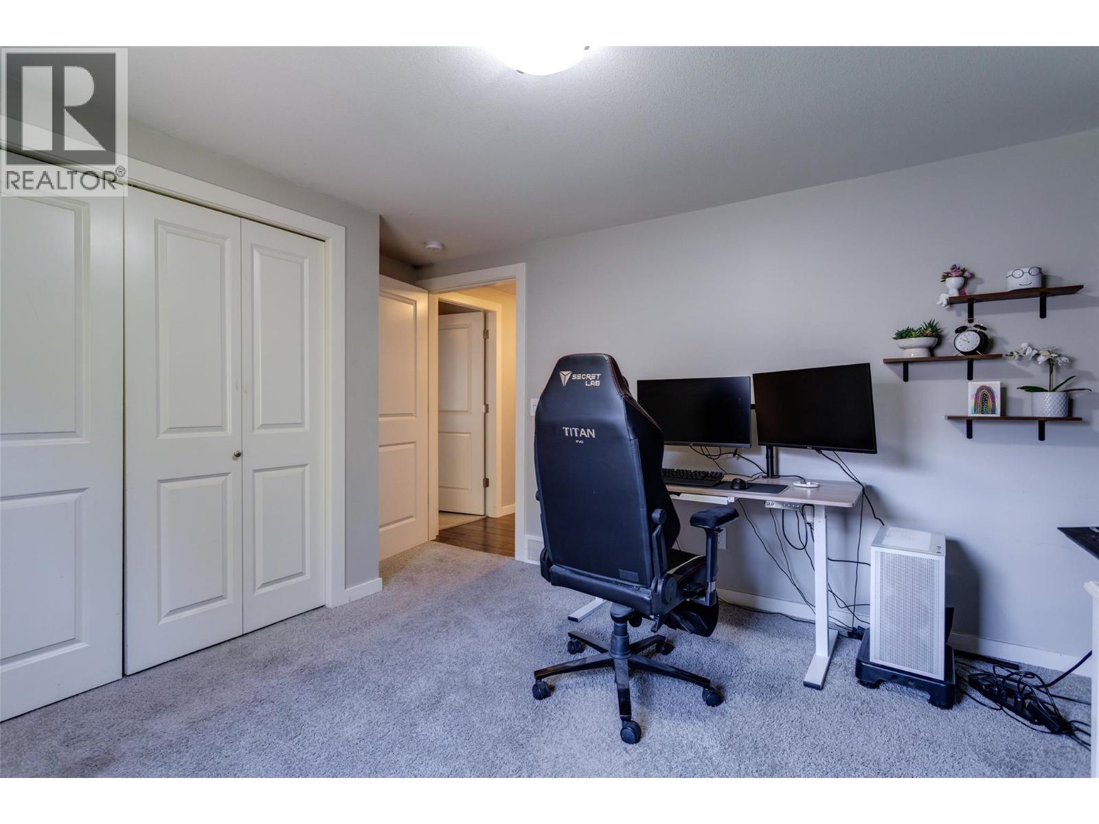 3381 Village Green Way Unit# 13