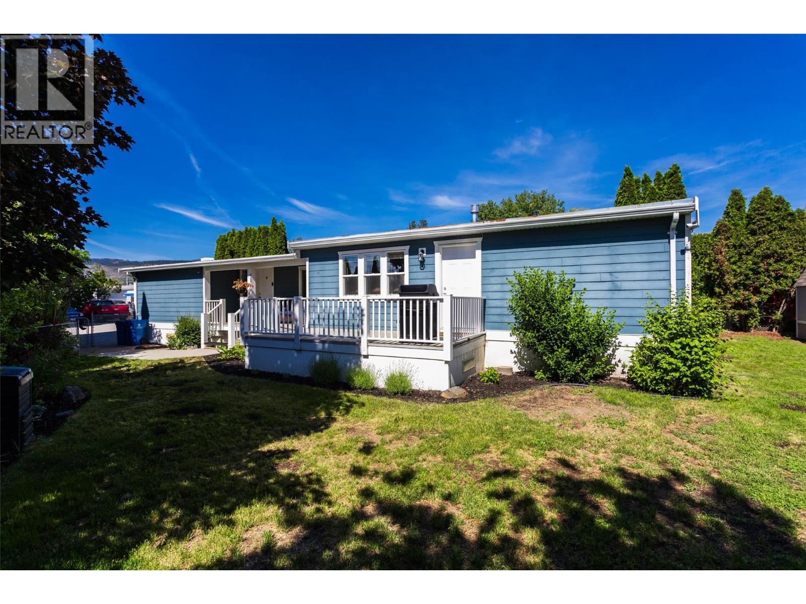 3381 Village Green Way Unit# 13