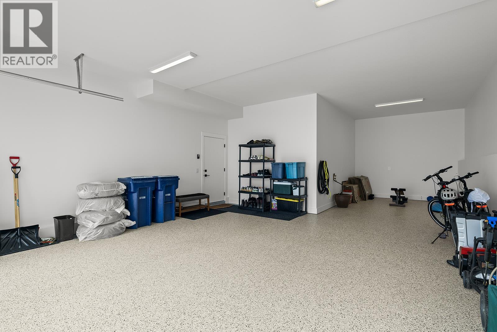 9201 Okanagan Centre Road W Unit# 22