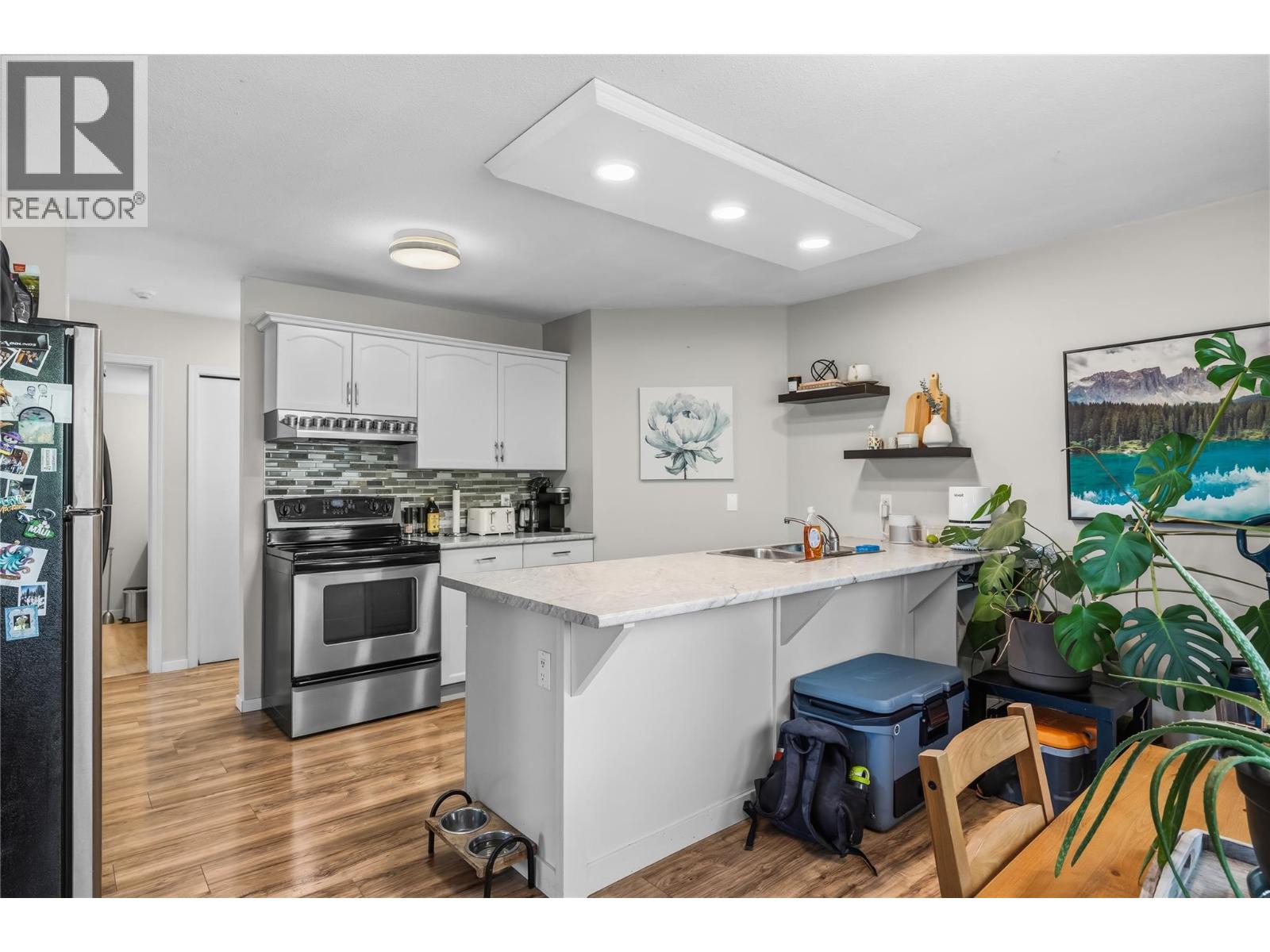 3842 Gordon Drive Unit# 234
