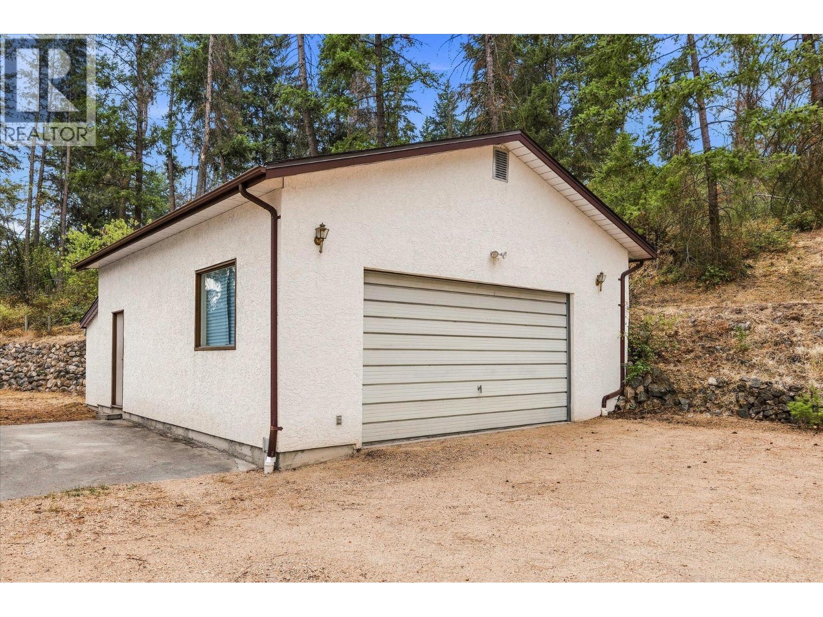 11211 Roberts Road
