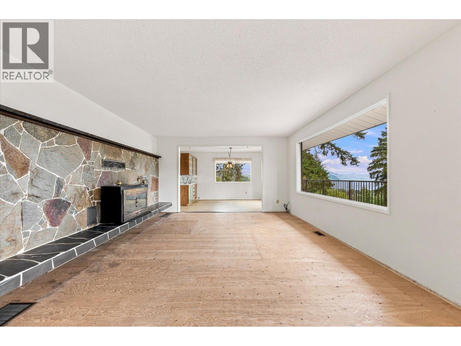 11211 Roberts Road