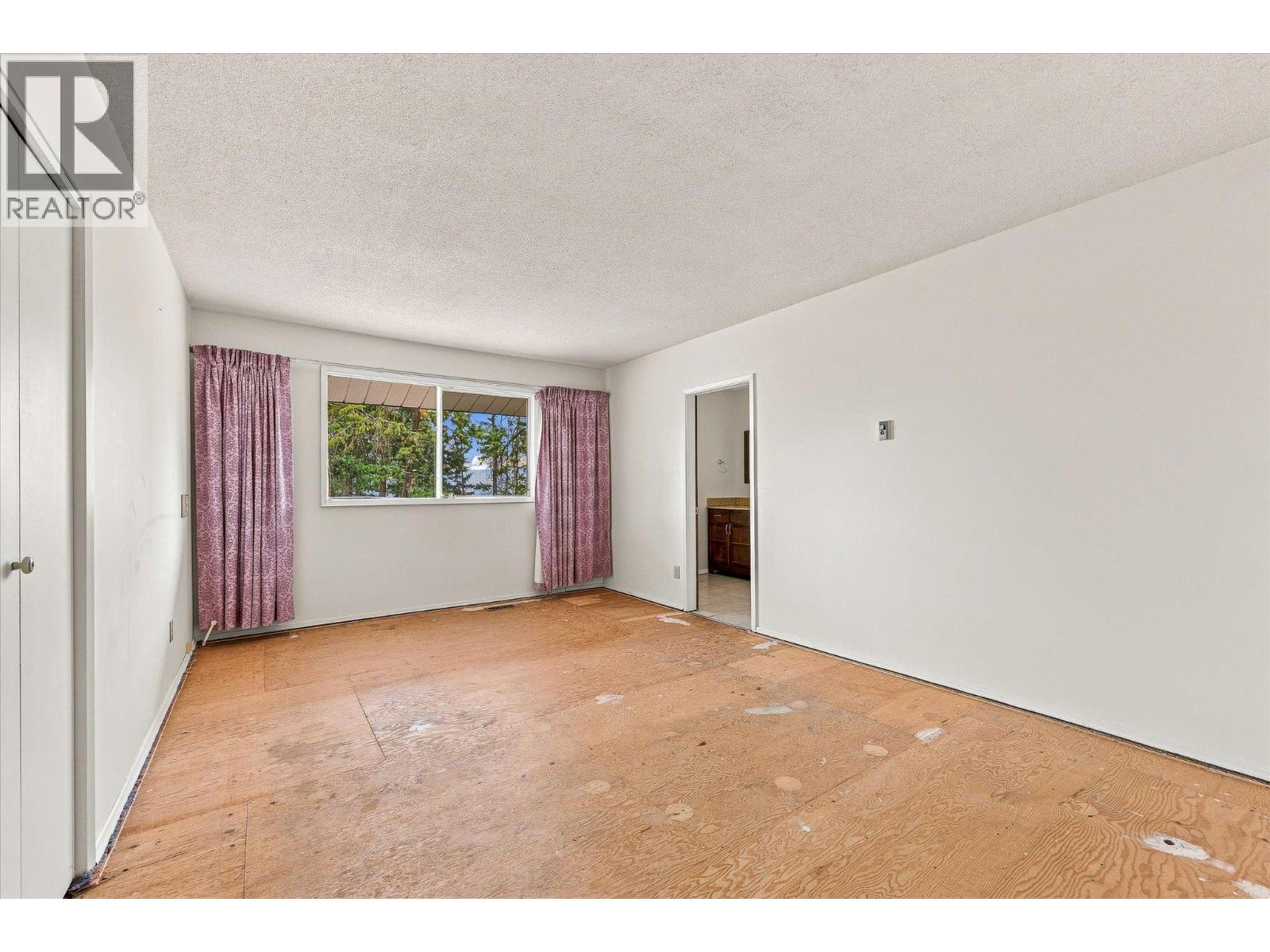 11211 Roberts Road