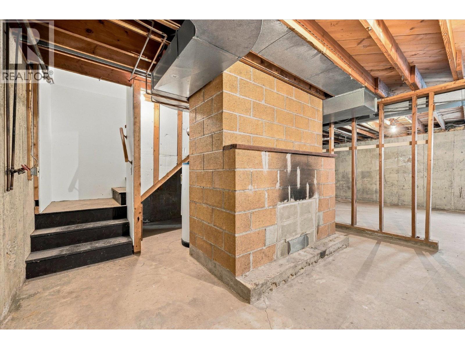 11211 Roberts Road