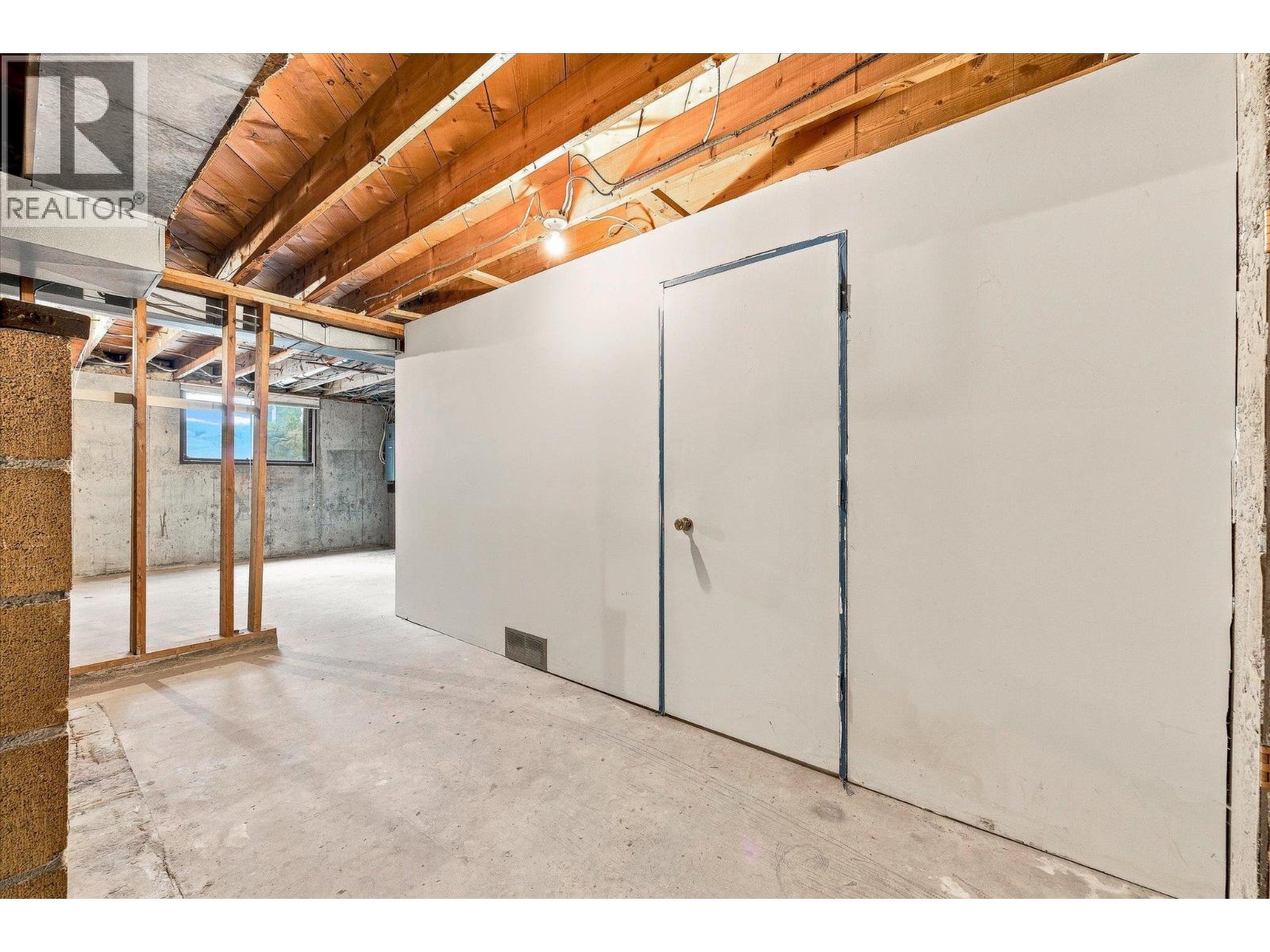 11211 Roberts Road
