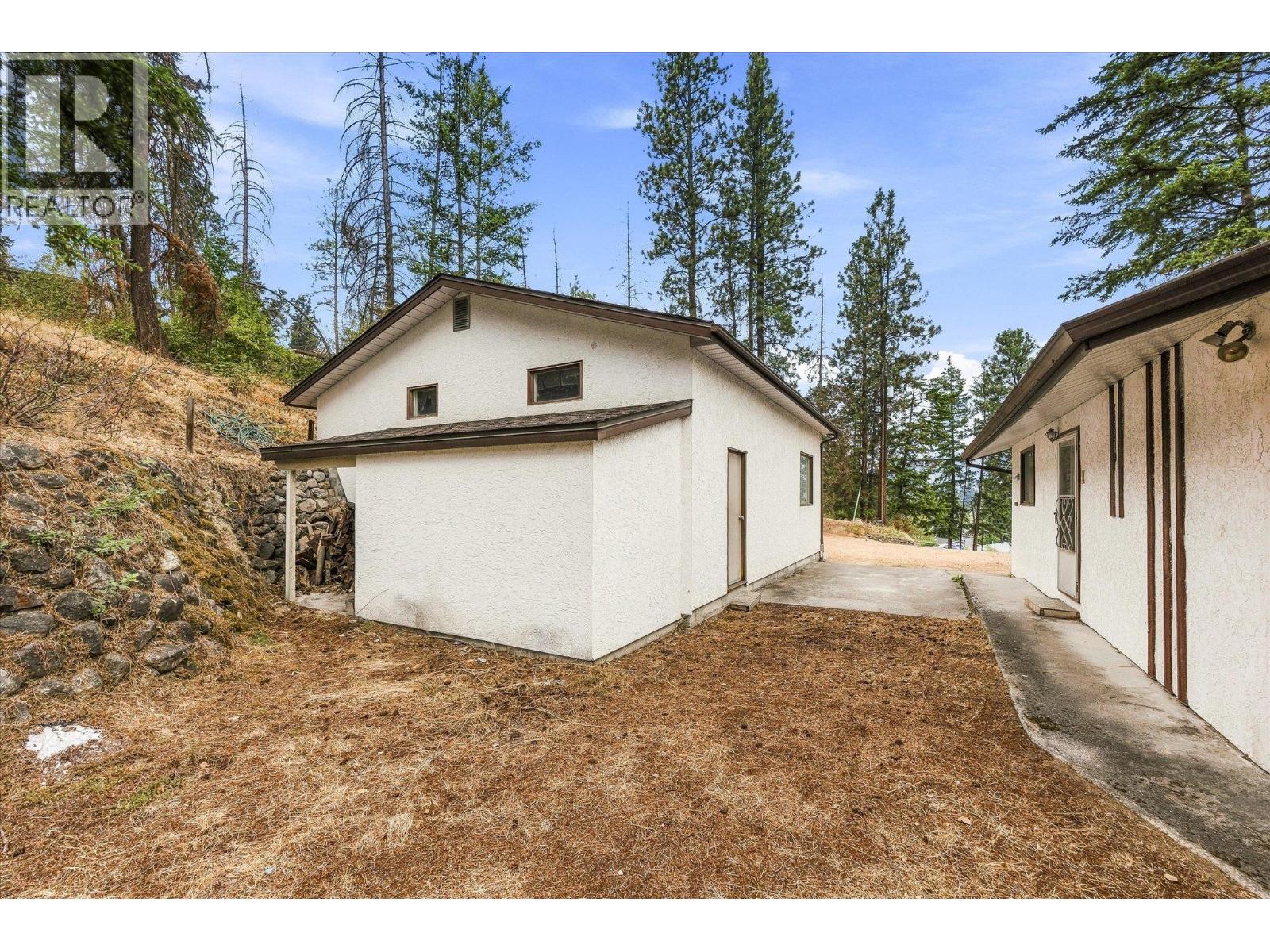11211 Roberts Road