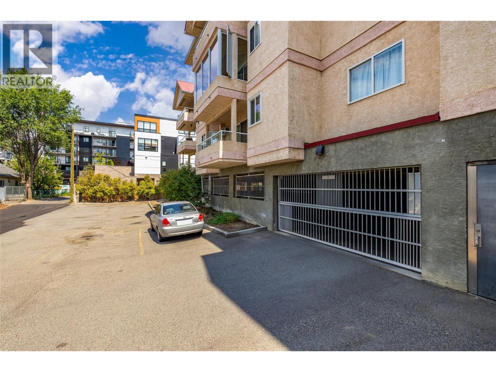 1318 RICHTER Street Unit# 303