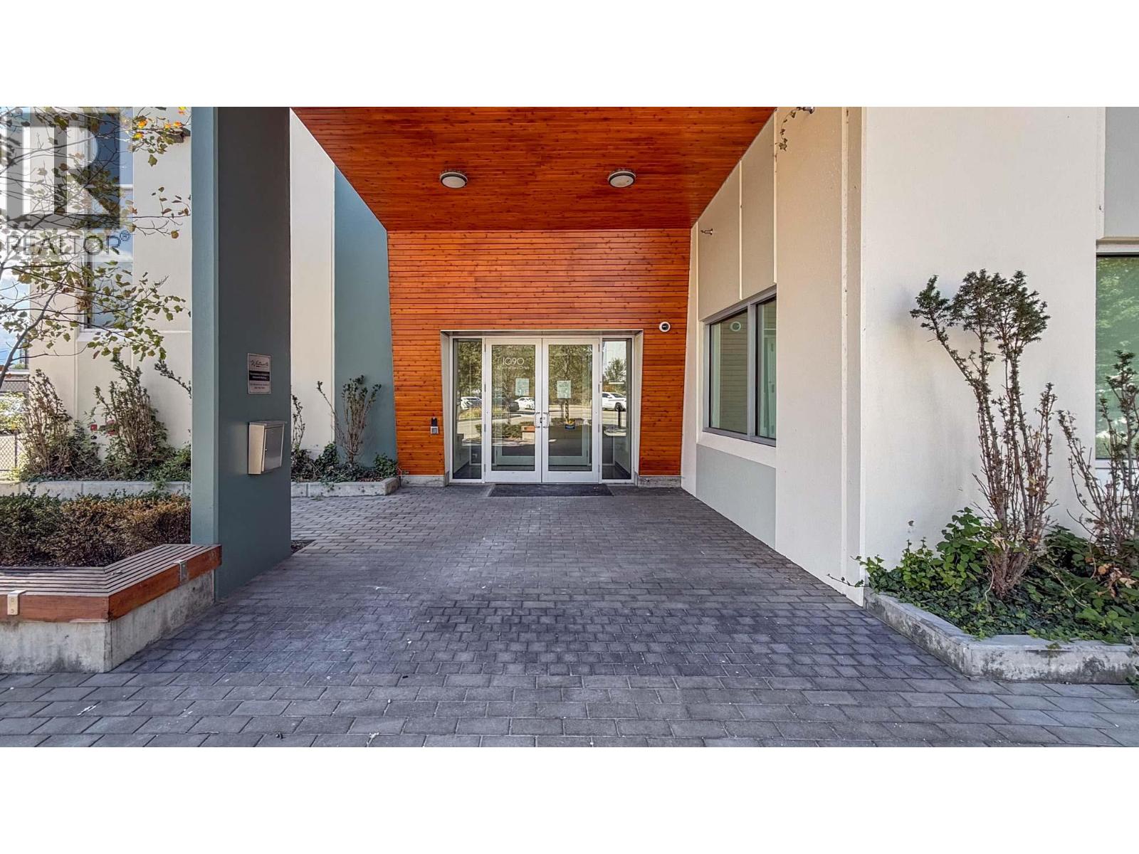 1090 Manhattan Drive Unit# 200