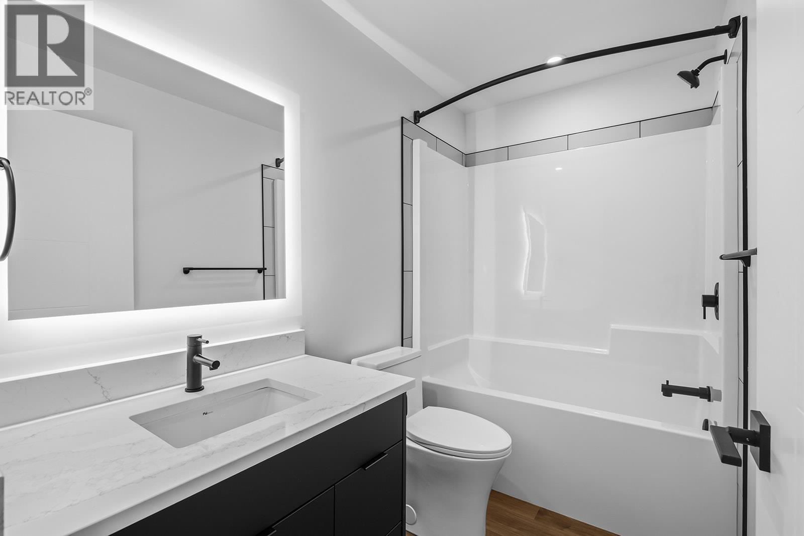 1280 Sutherland Avenue Unit# 404
