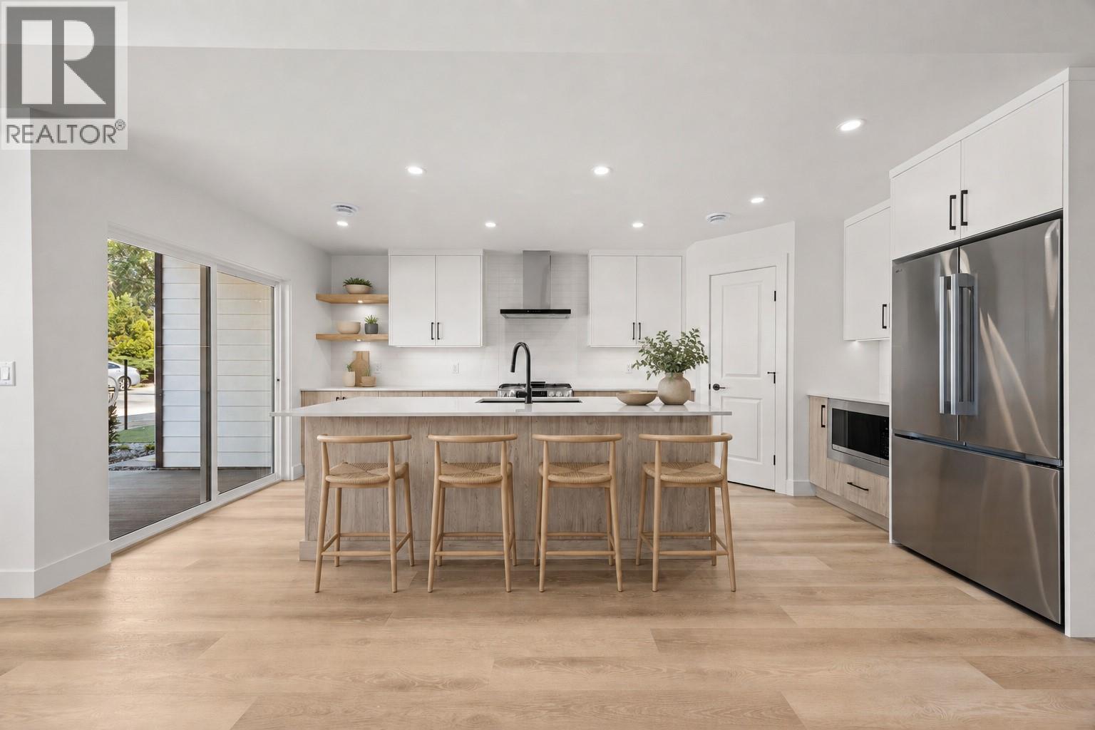 773 Kinnear Avenue Unit# 1