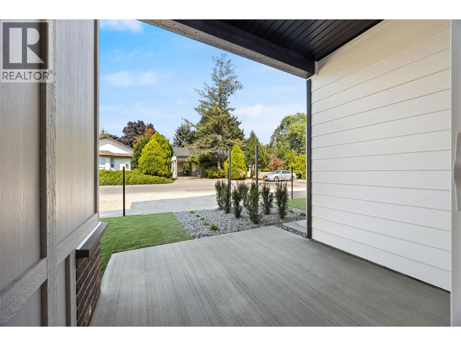 773 Kinnear Avenue Unit# 1