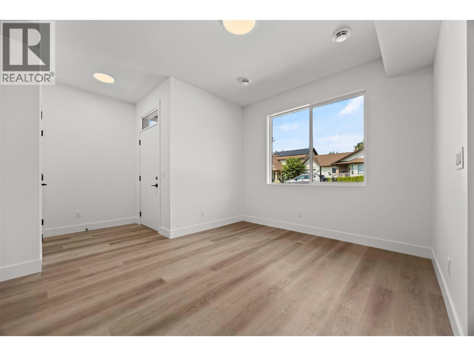 773 Kinnear Avenue Unit# 1
